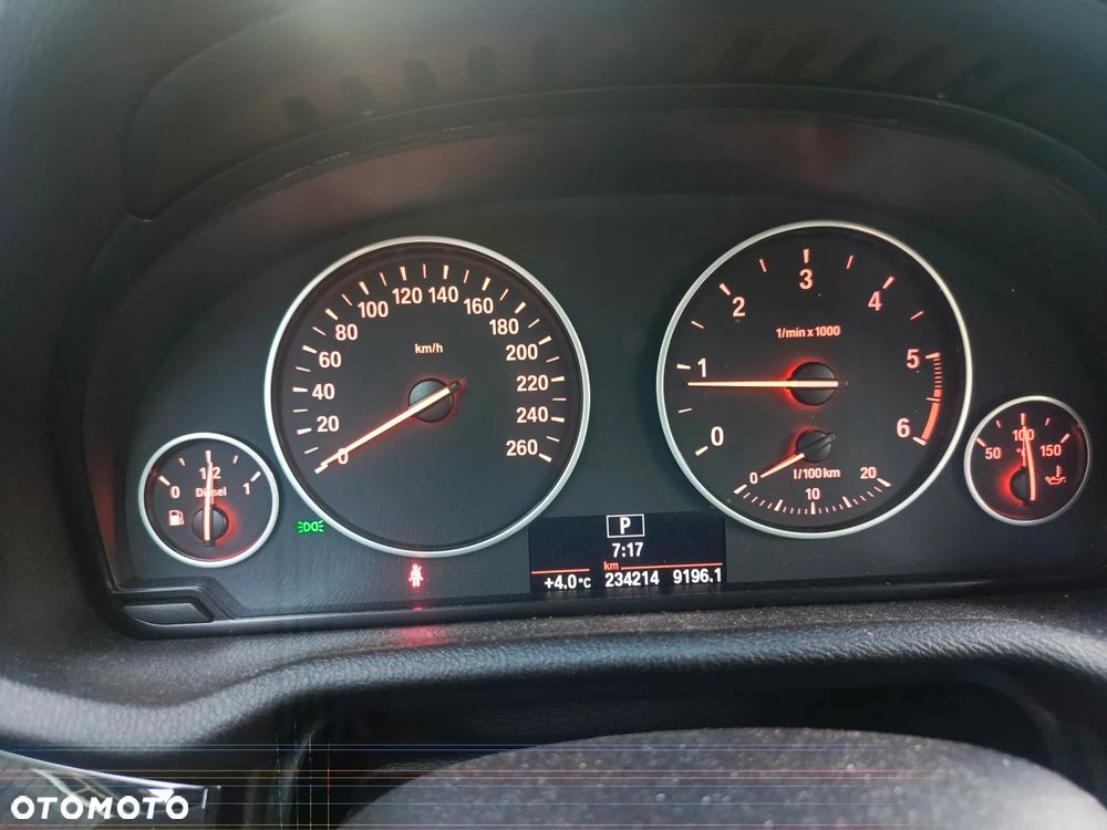 BMW X3 xDrive20d - 13