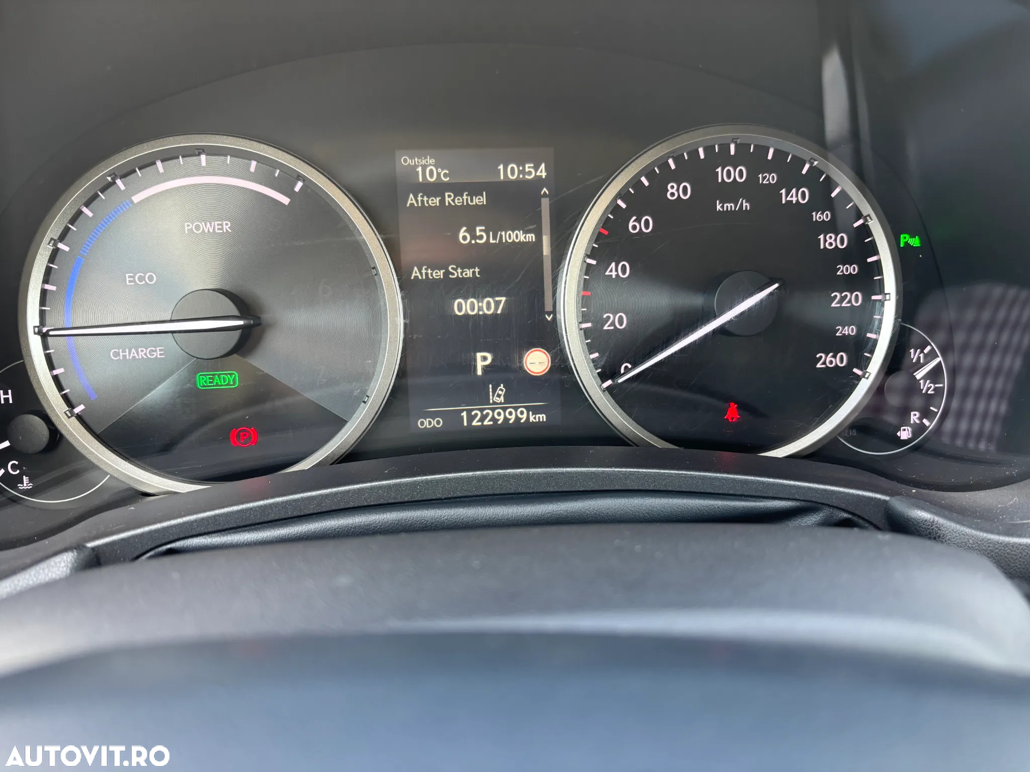 Lexus Seria NX 300h - 11