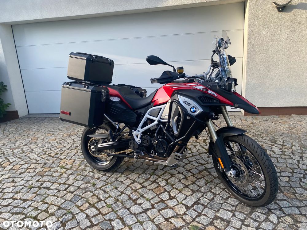 BMW F - 2