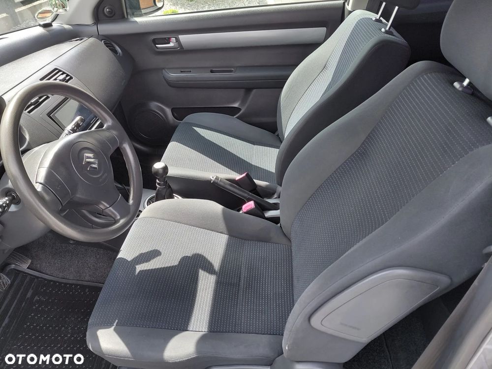 Suzuki Swift 1.3 Comfort - 8