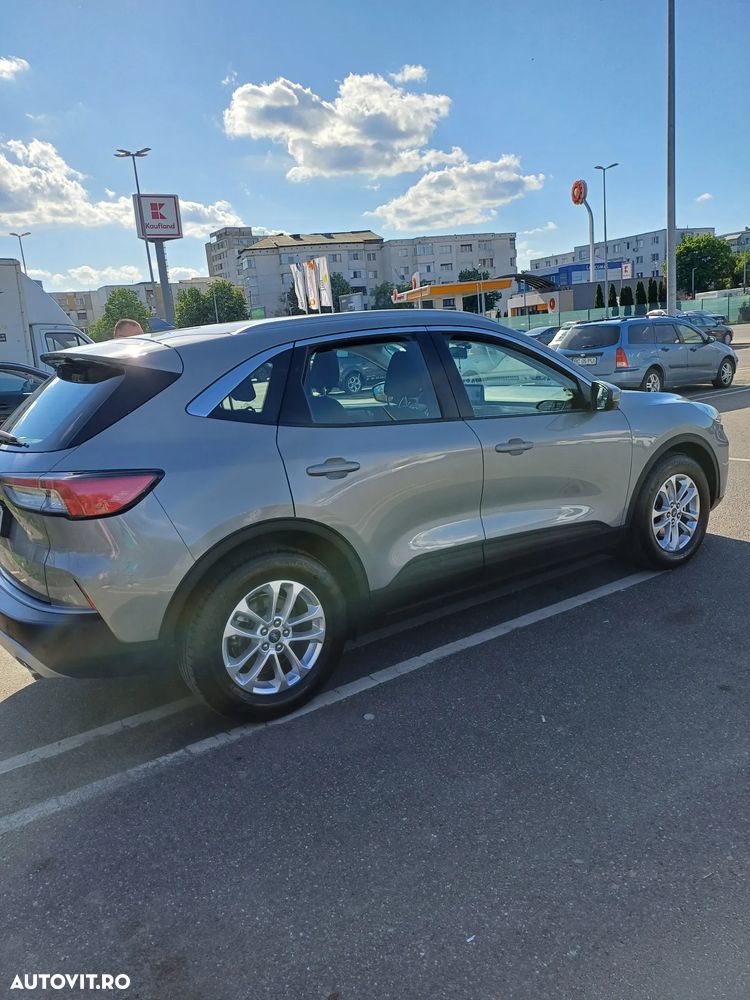 Ford Kuga 1.5 EcoBoost FWD Titanium - 8