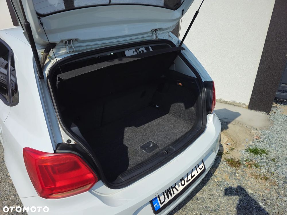 Volkswagen Polo - 7