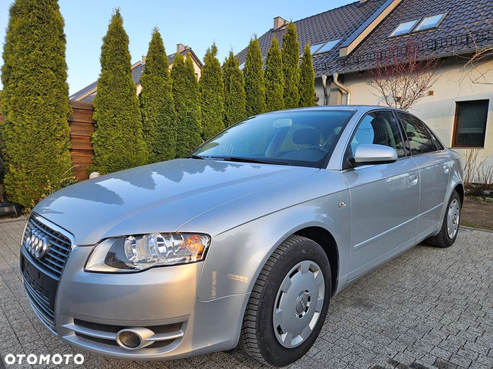 Audi A4 Limousine