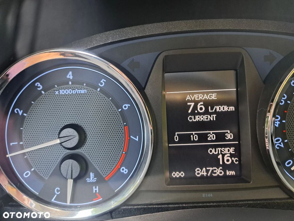 Toyota Corolla - 16