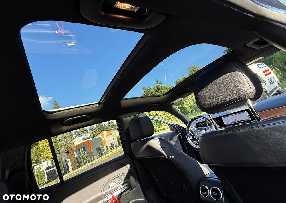 Mercedes-Benz GLB 250 4Matic 8G-DCT - 33