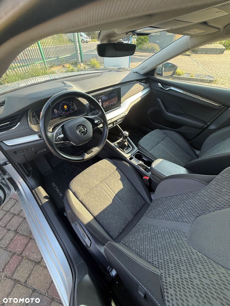 Skoda Octavia 1.5 TSI ACT Style - 13