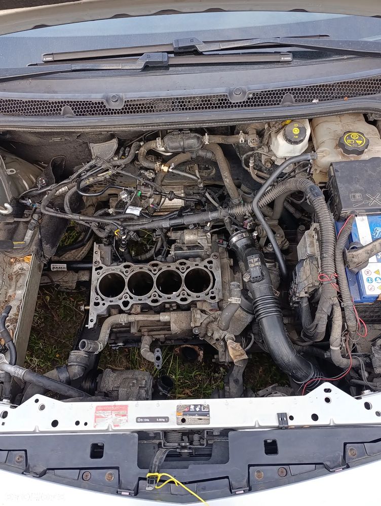 Opel Astra 1.4 T Sport - 4