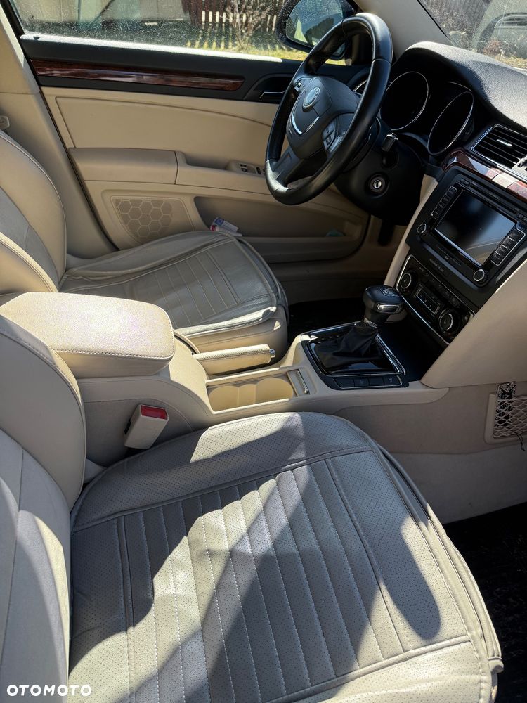 Skoda Superb 3.6 V6 4x4 DSG Ambition - 6