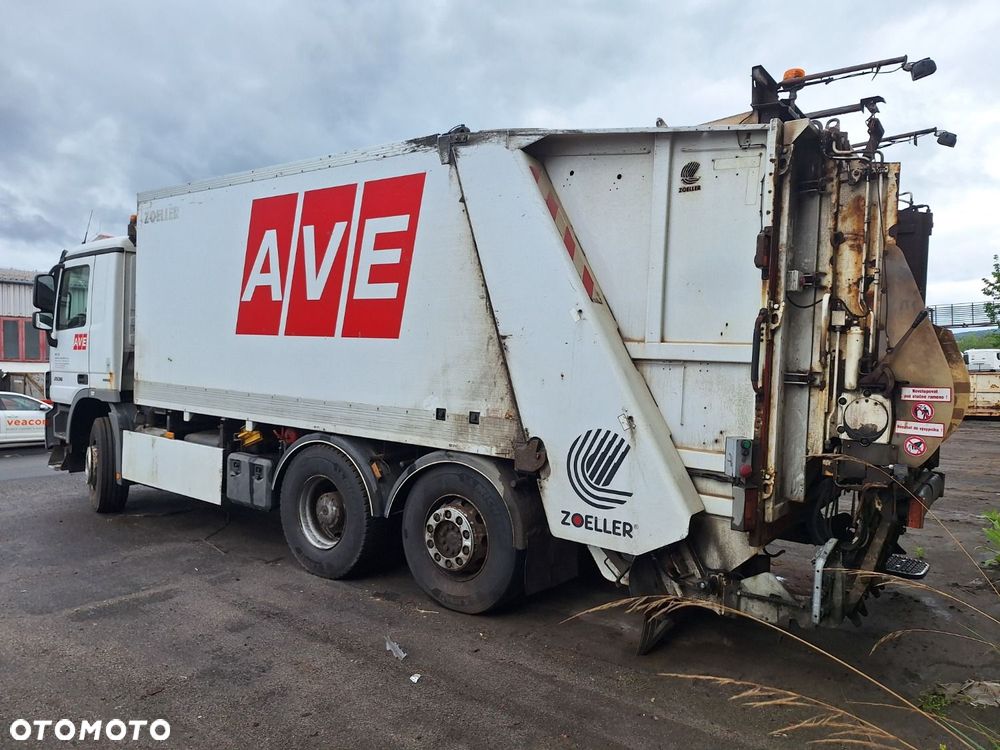 Versalift Actros 2536 L 6X2 - 6