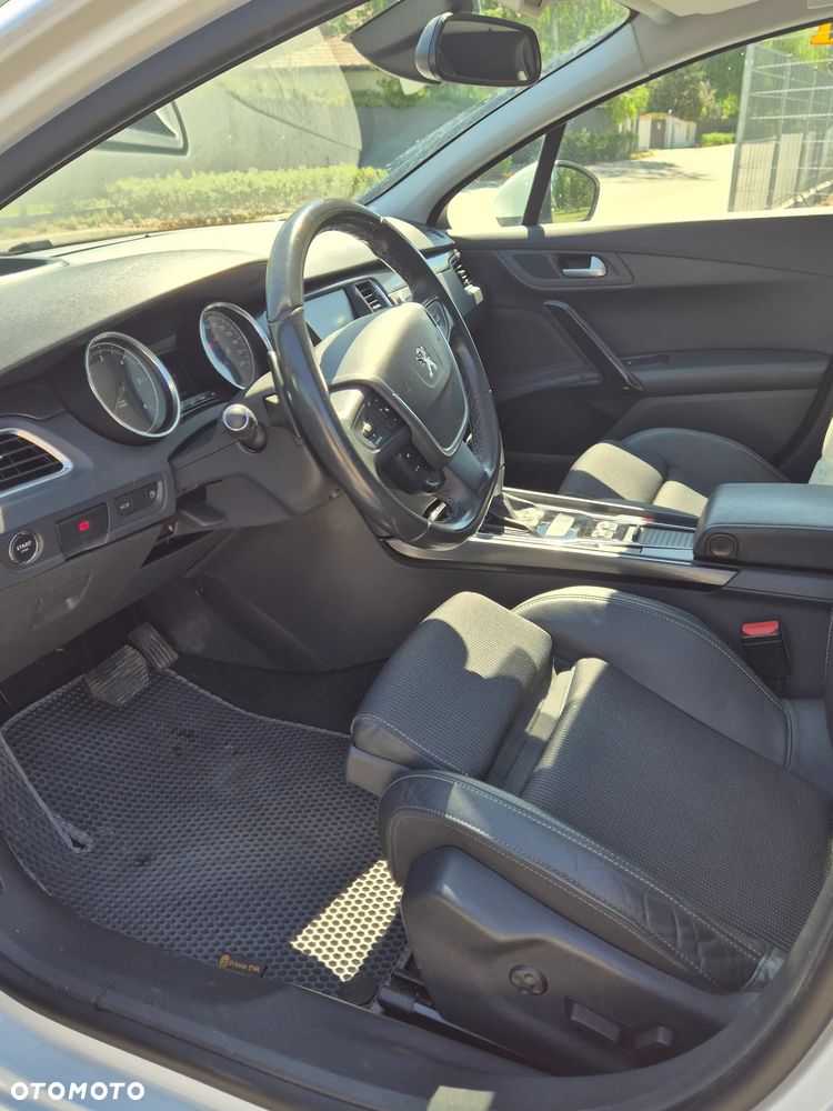Peugeot 508 RXH BlueHDi 180 EAT6 Stop&Start - 11