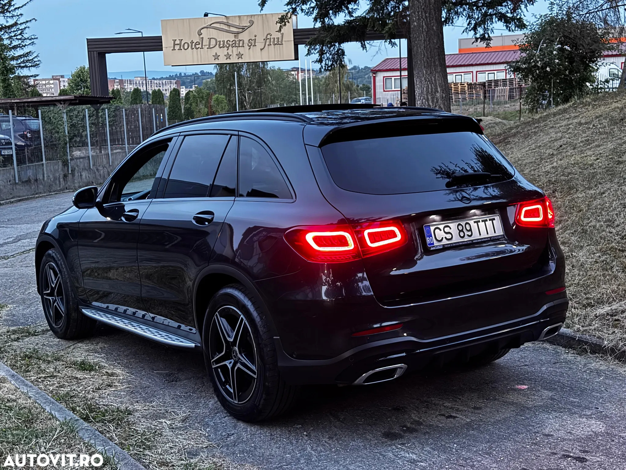 Mercedes-Benz GLC 300 d 4Matic 9G-TRONIC AMG Line Plus - 4