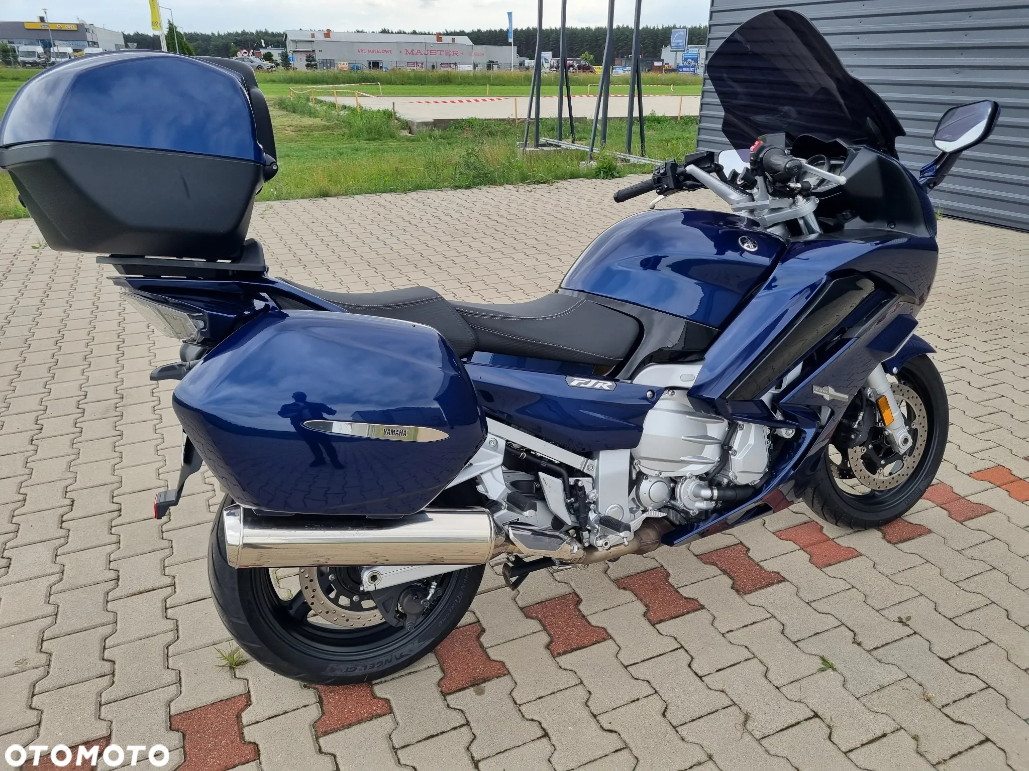 Yamaha FJR - 6