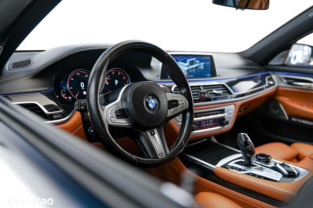 BMW Seria 7 740Ld xDrive - 38