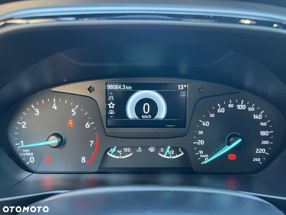 Ford Focus - 8