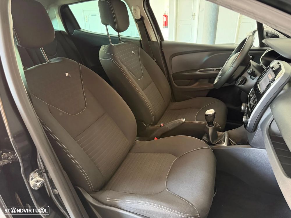 Renault Clio 0.9 TCe Limited - 10