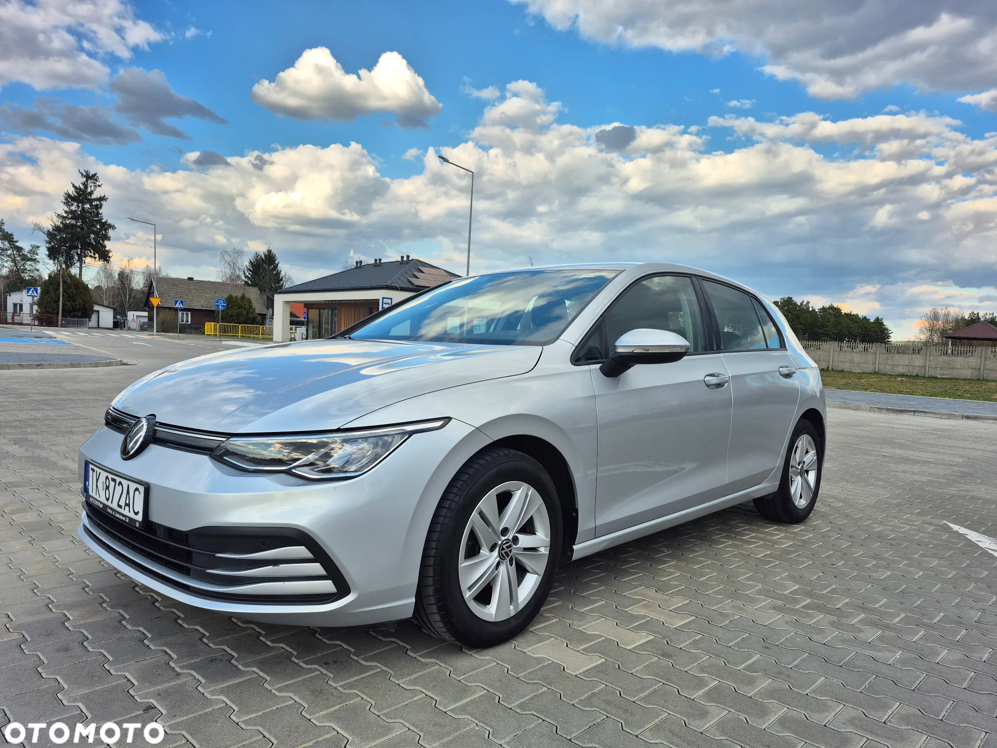 Volkswagen Golf - 2