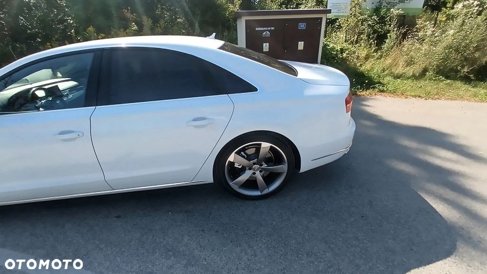Audi A8 4.2 TDI DPF (clean diesel) quattro tiptronic - 20