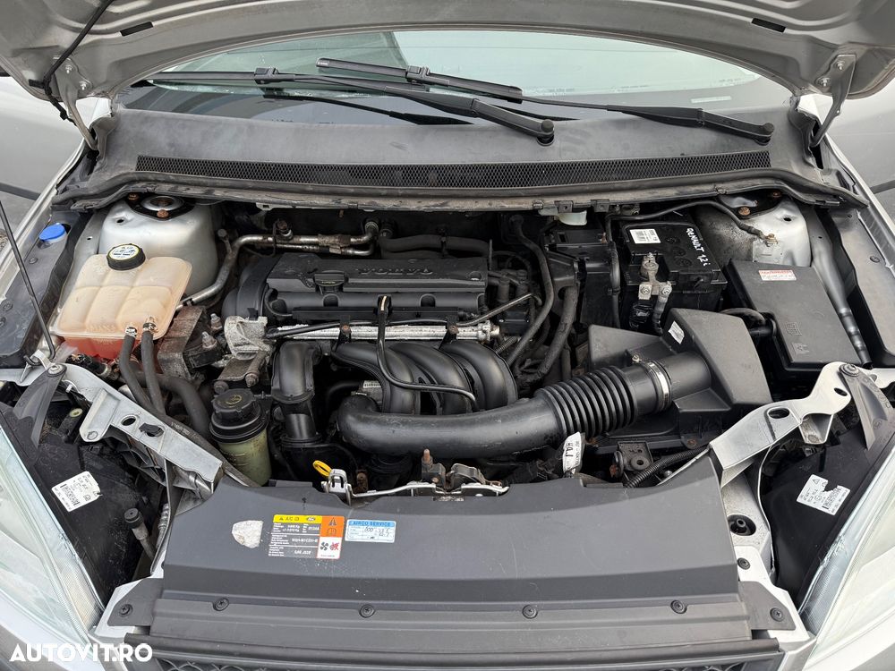 Ford Focus Turnier 1.6 16V Connection - 8
