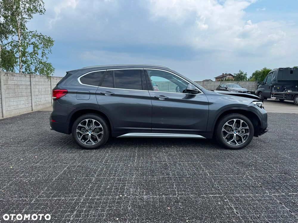 BMW X1 sDrive20i Advantage - 3