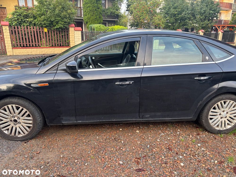 Ford Mondeo 2.0 Ghia X - 4
