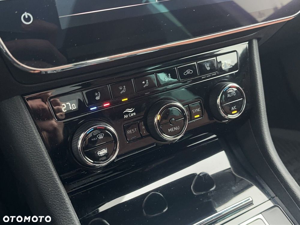 Skoda Superb 2.0 TDI SCR L&K DSG - 35