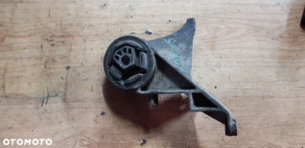 CHEVROLET EQUINOX 05-09 PODUSZKA SILNIKA