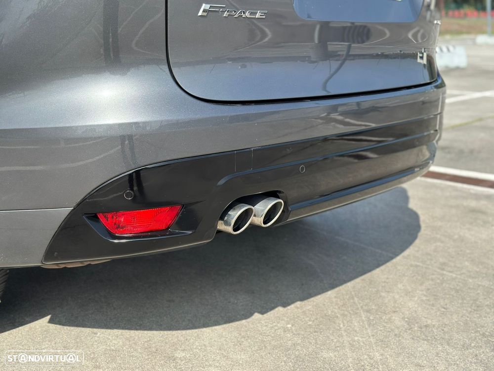 Jaguar F-Pace 2.0 i4D R-Sport AWD Aut. - 9