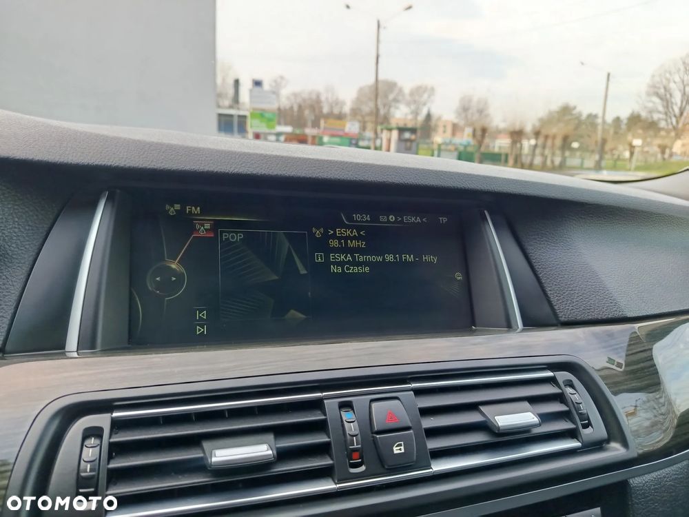 BMW Seria 5 520d xDrive Luxury Line - 22