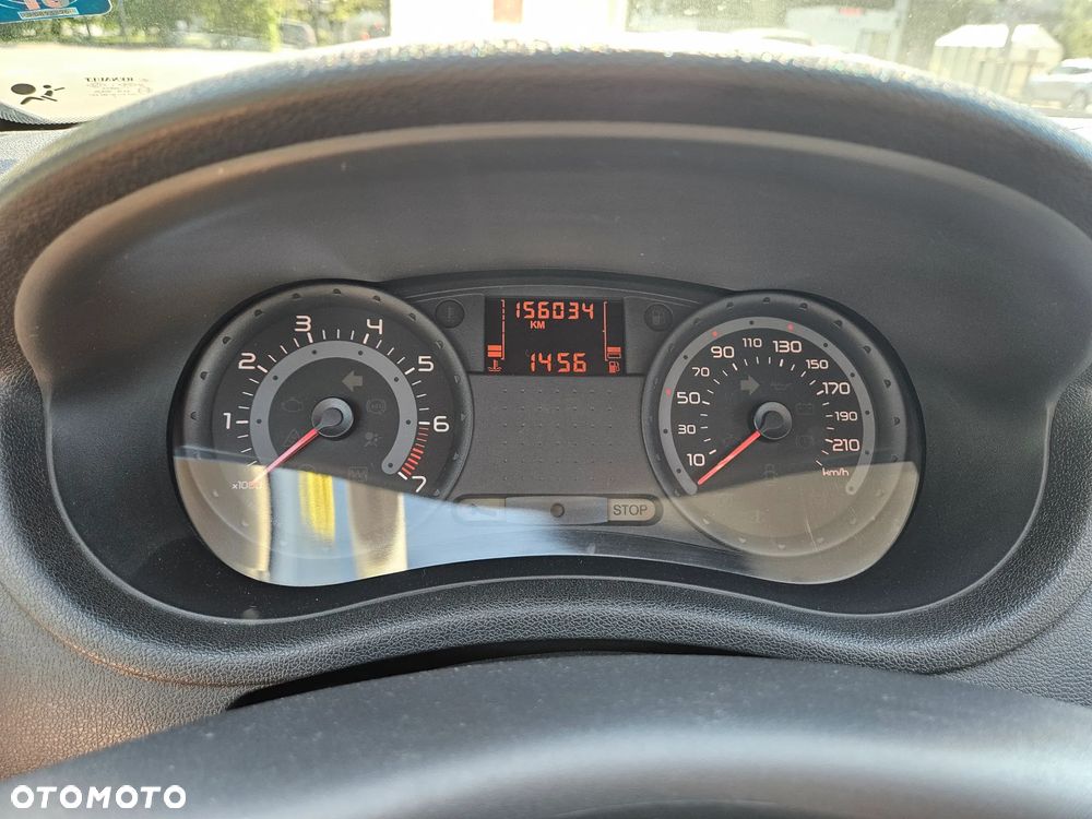 Renault Clio 1.4 16V Authentique - 8