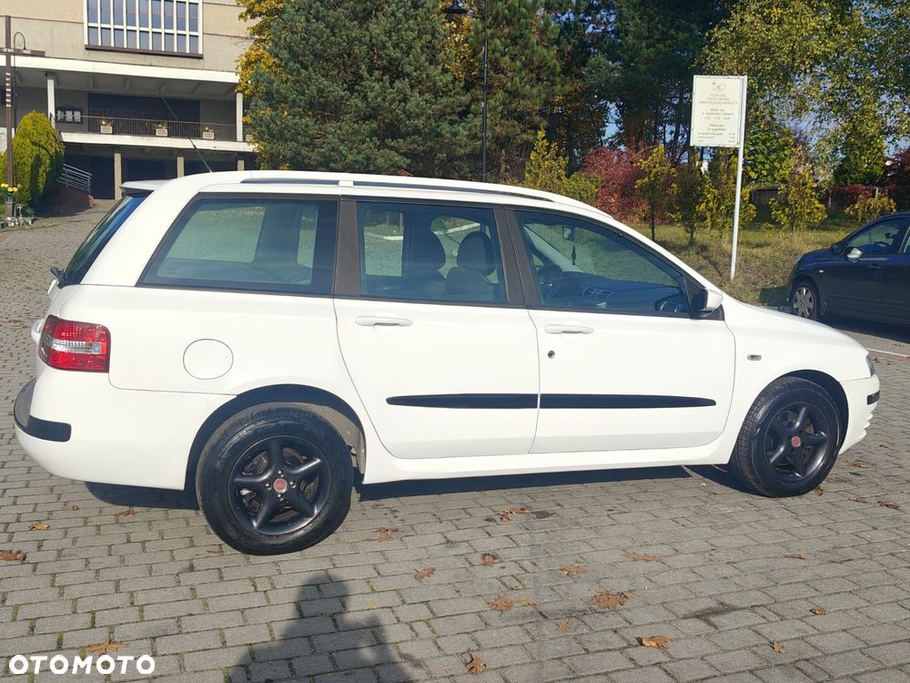 Fiat Stilo 1.9 JTD Multijet 8V Dynamic - 23