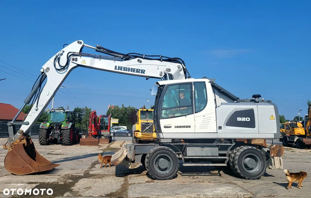 Liebherr A920 - 5