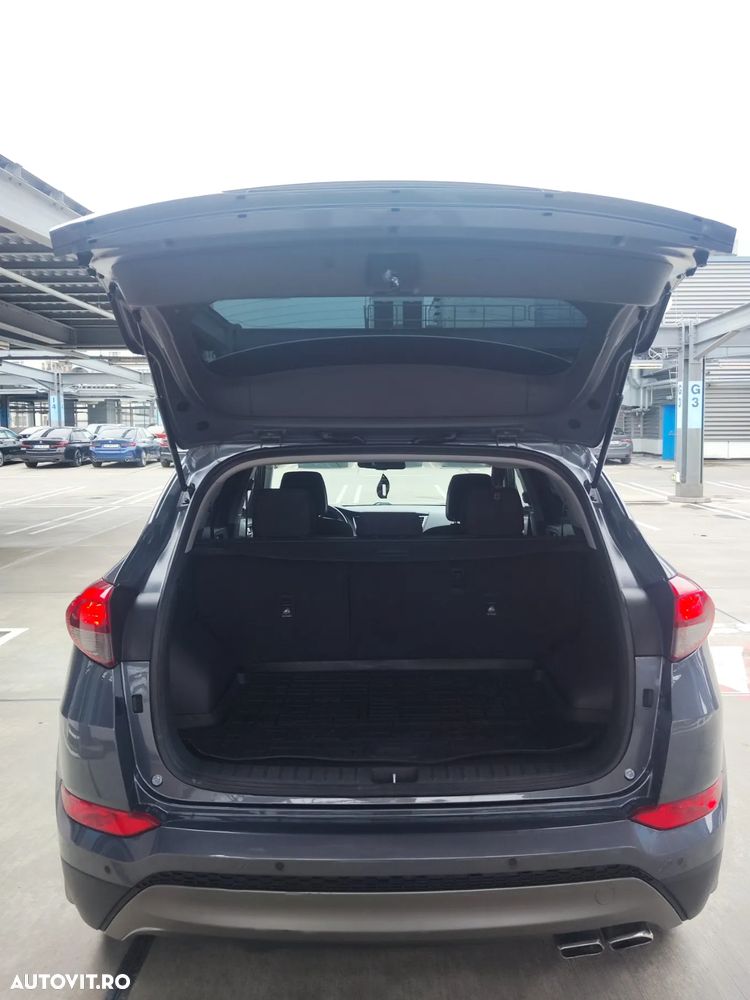 Hyundai Tucson 2.0 CRDI 4WD 6AT Premium+ - 7