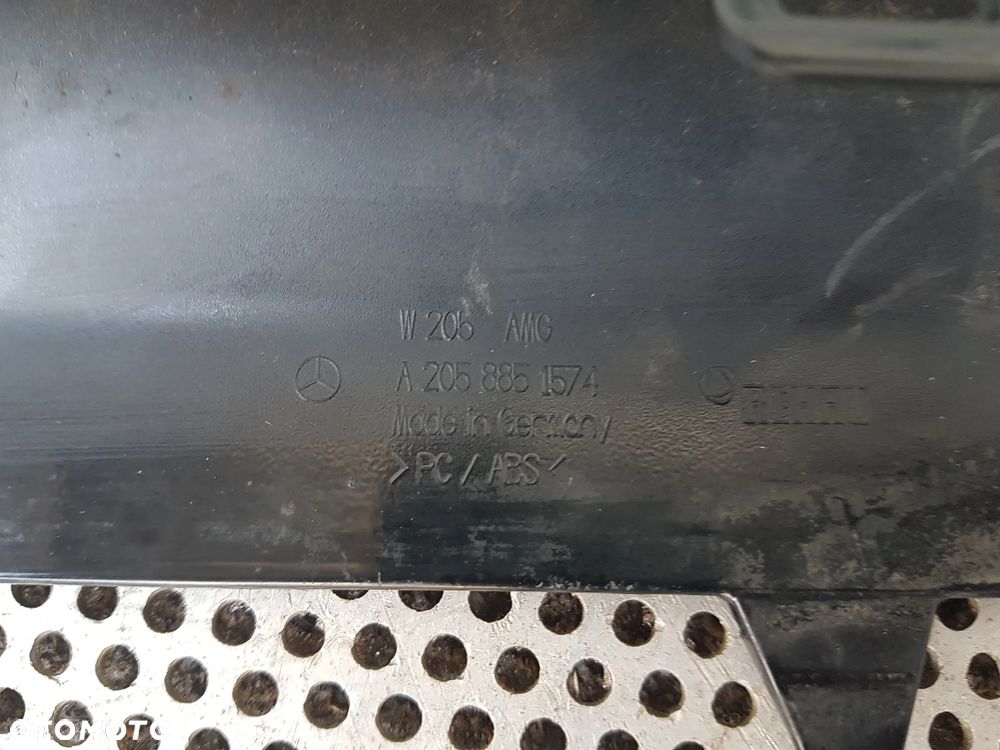 Mercedes W205 C AMG Listwa Zderzaka Środkowa Przód - 6