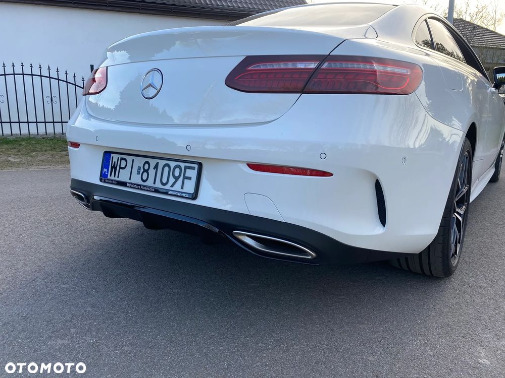 Mercedes-Benz Klasa E 200 4-Matic AMG - 12