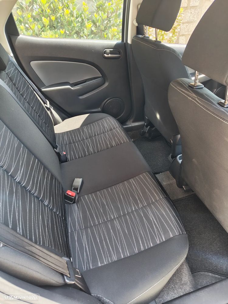 Mazda 2 1.3 MZR Exclusive - 4