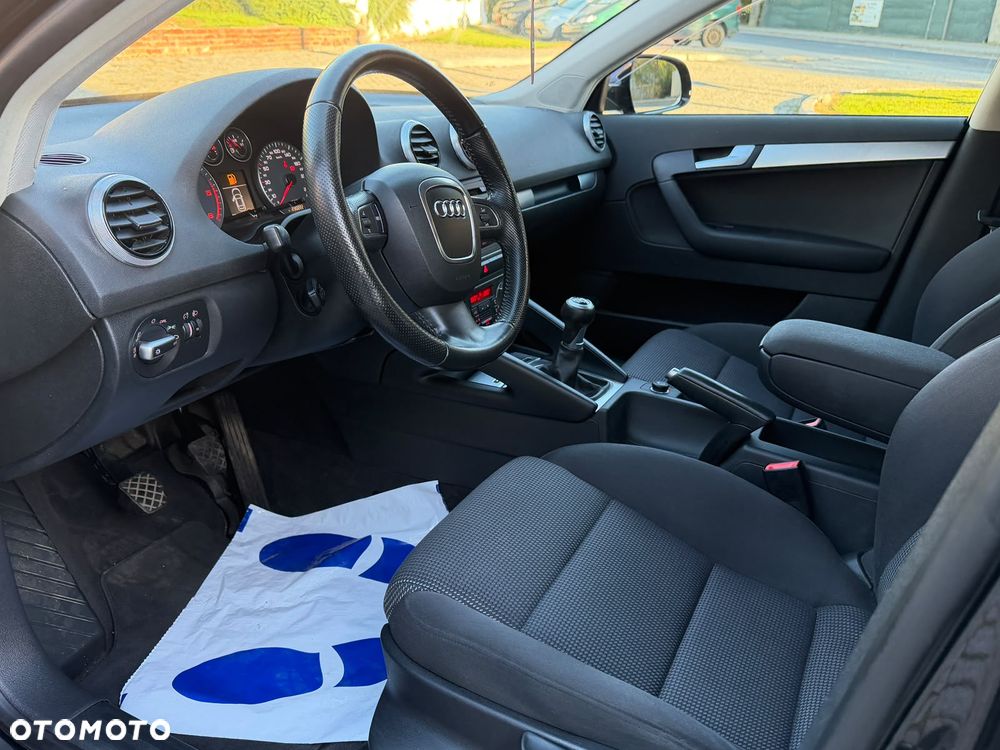 Audi A3 Sportback - 9