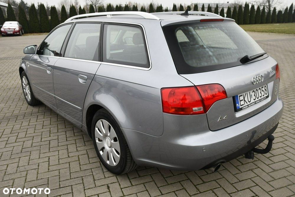 Audi A4 Avant - 10