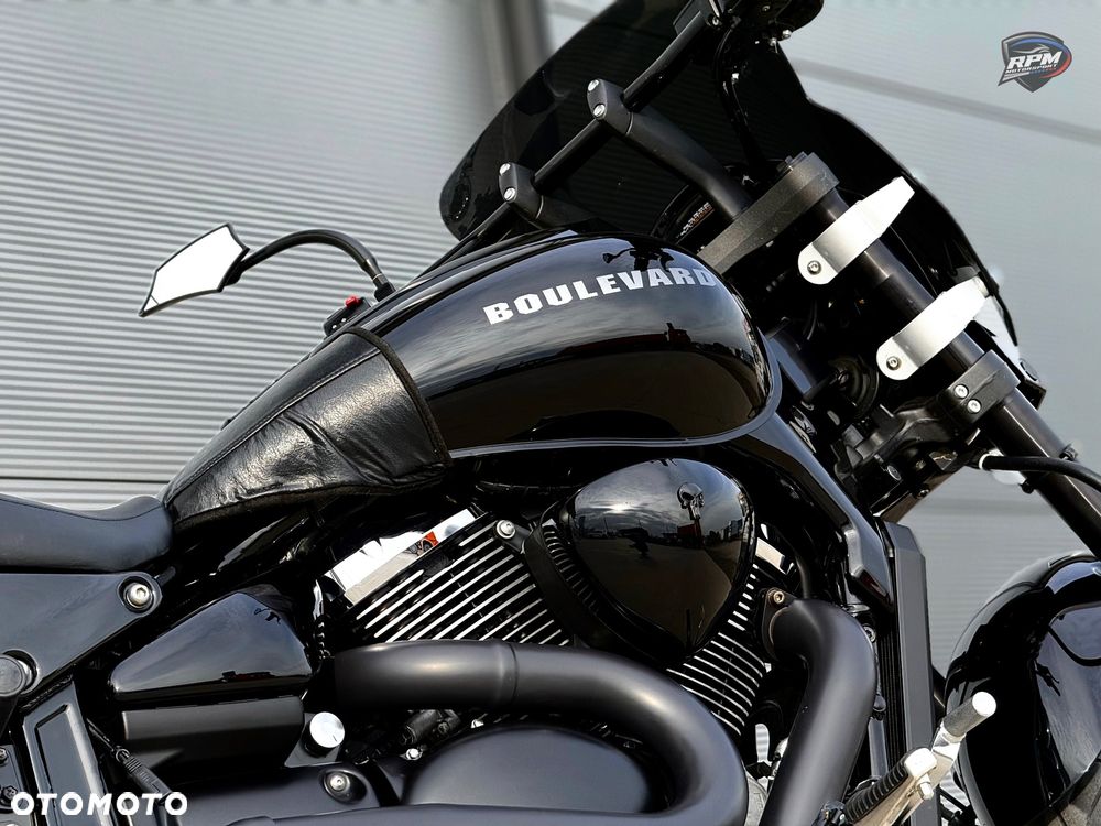 Suzuki Boulevard - 16