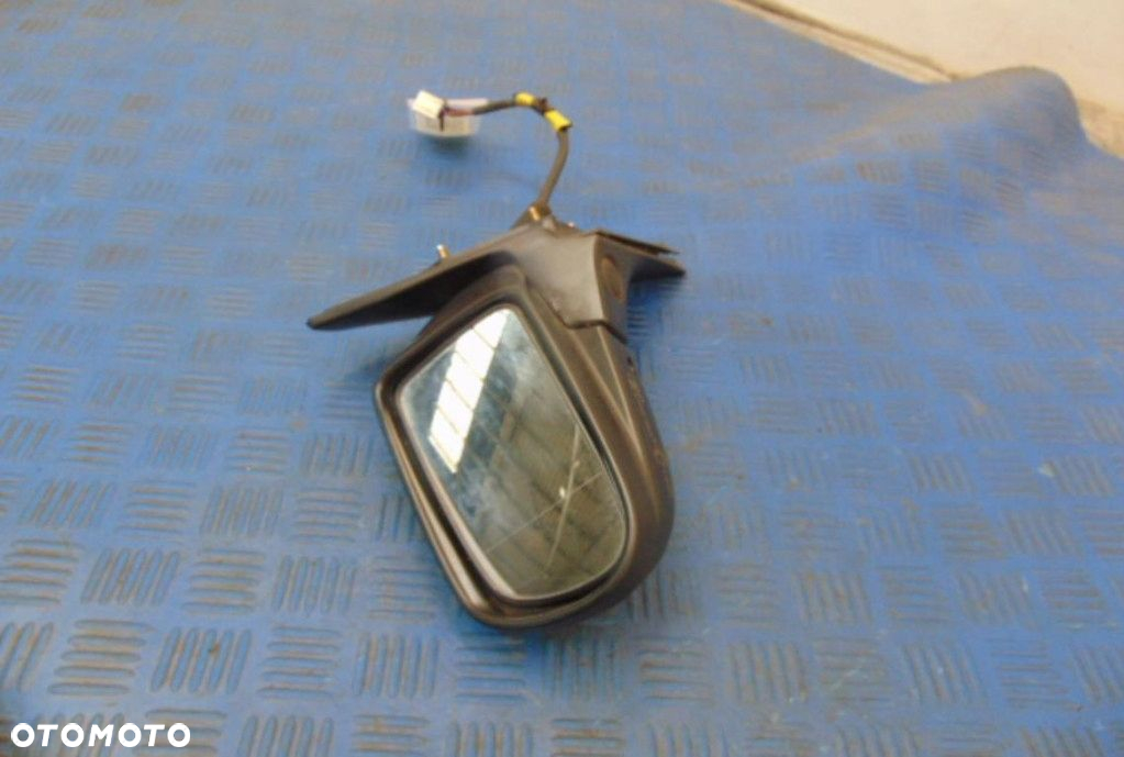 MAZDA 323F LIFT HB LUSTERKO LEWE - 4