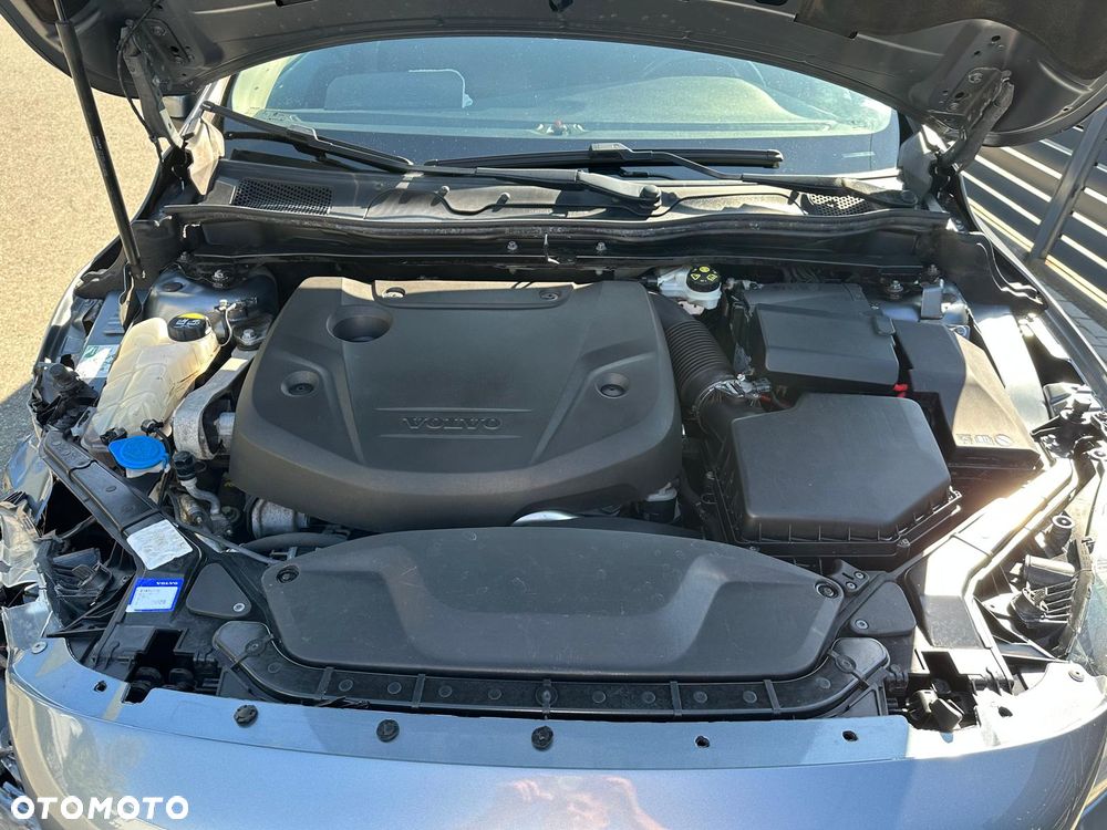 Volvo V40 D2 Drive-E SCR Momentum - 9