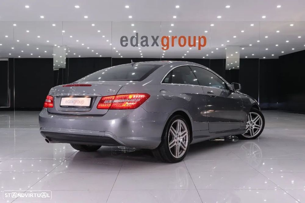 Mercedes-Benz E 250 CDi Avantgarde BlueEfficiency - 4