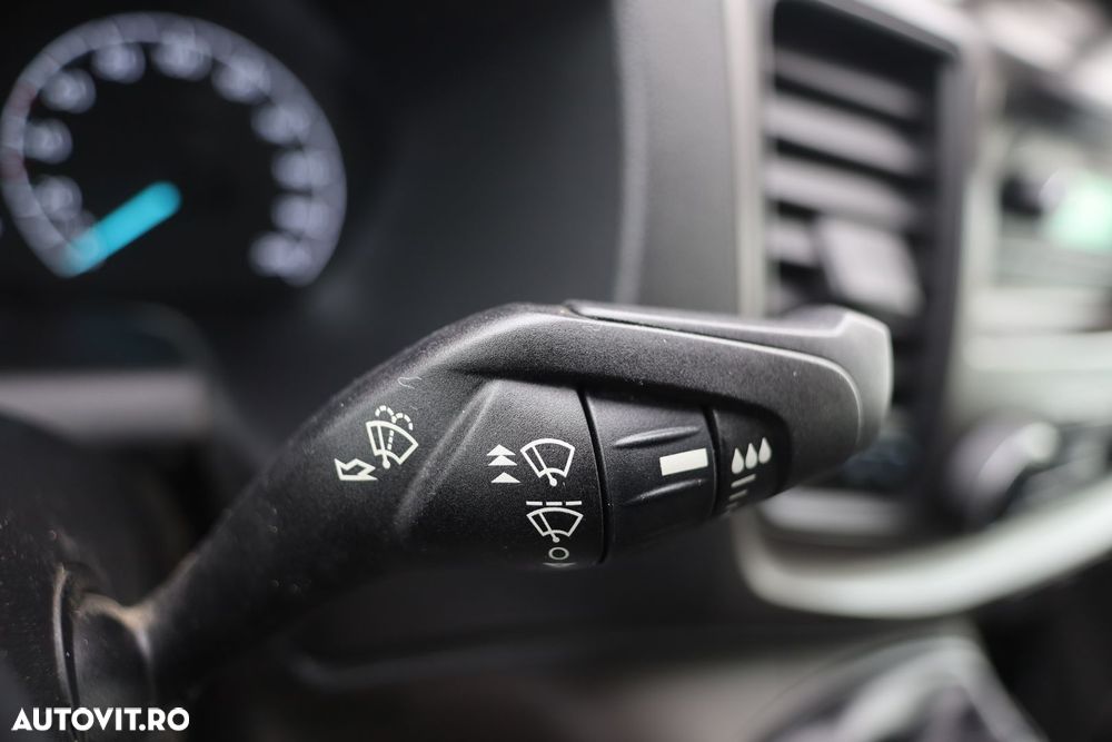Ford Transit - 21