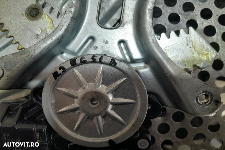 Macara geam fata dreapta electrica 83560-61M00 262100-5670 83560-61M0 - 4