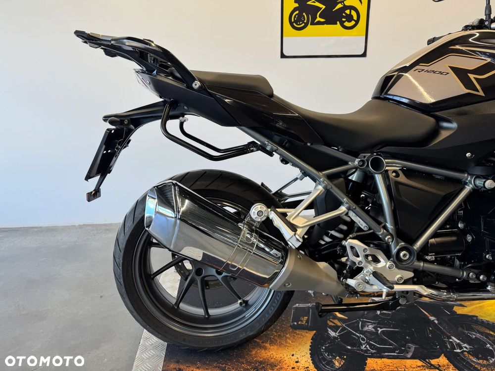 BMW R - 16