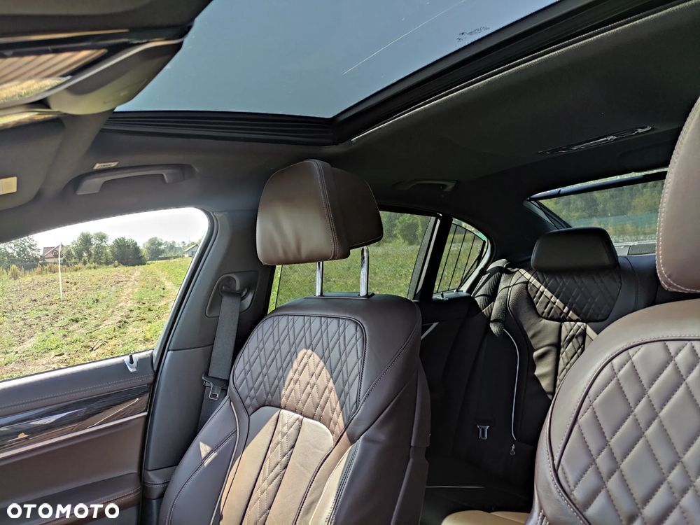 BMW Seria 7 740d xDrive - 11