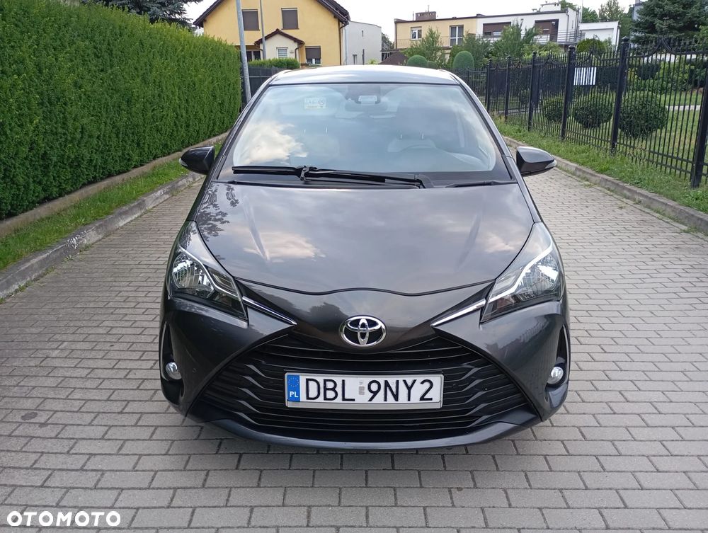 Toyota Yaris 1.0 Premium - 2