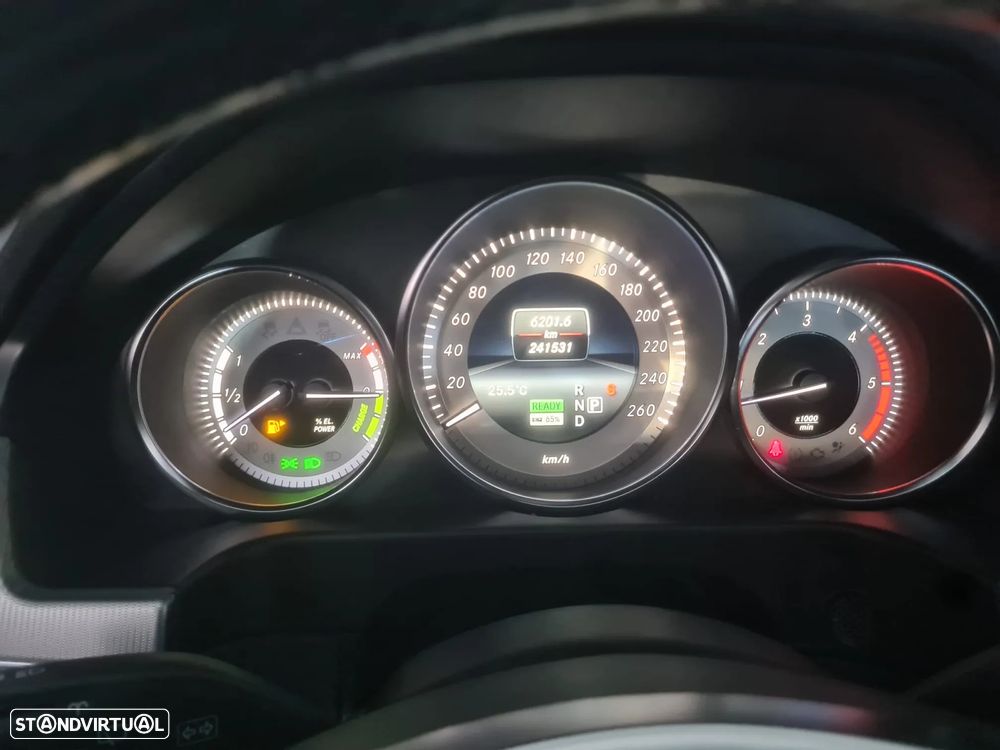 Mercedes-Benz E 300 Bluetec Hybrid Avantgarde - 7