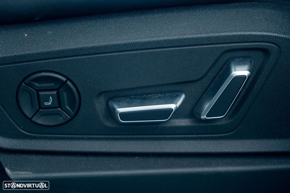 Audi Q8 e-Tron Sportback 55 quattro S line - 23