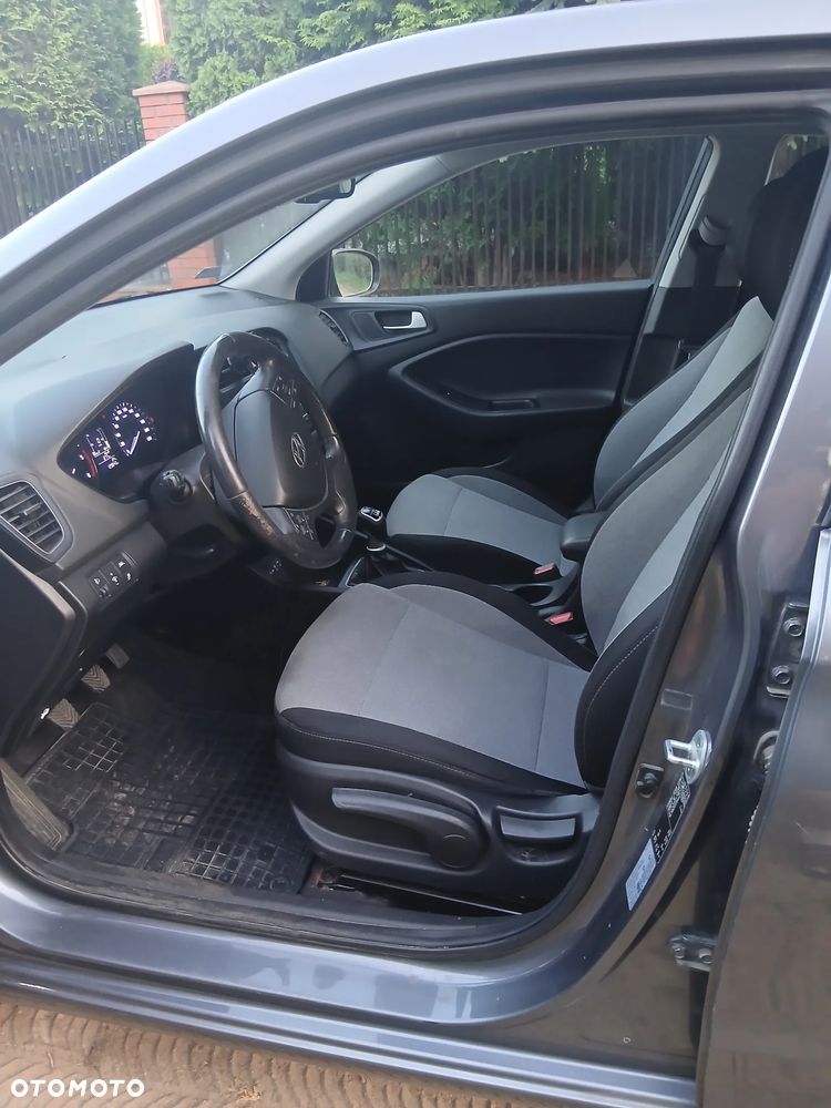 Hyundai i20 1.4 CRDi Comfort EU5 - 7