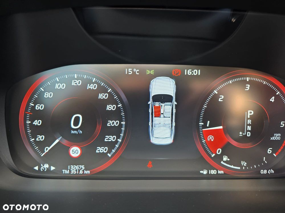 Volvo S90 D4 Momentum Pro - 11